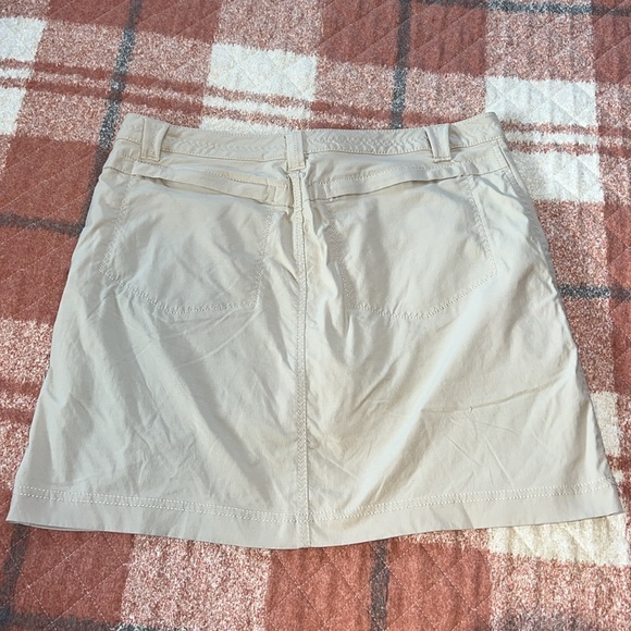 Skort - Picture 2 of 3